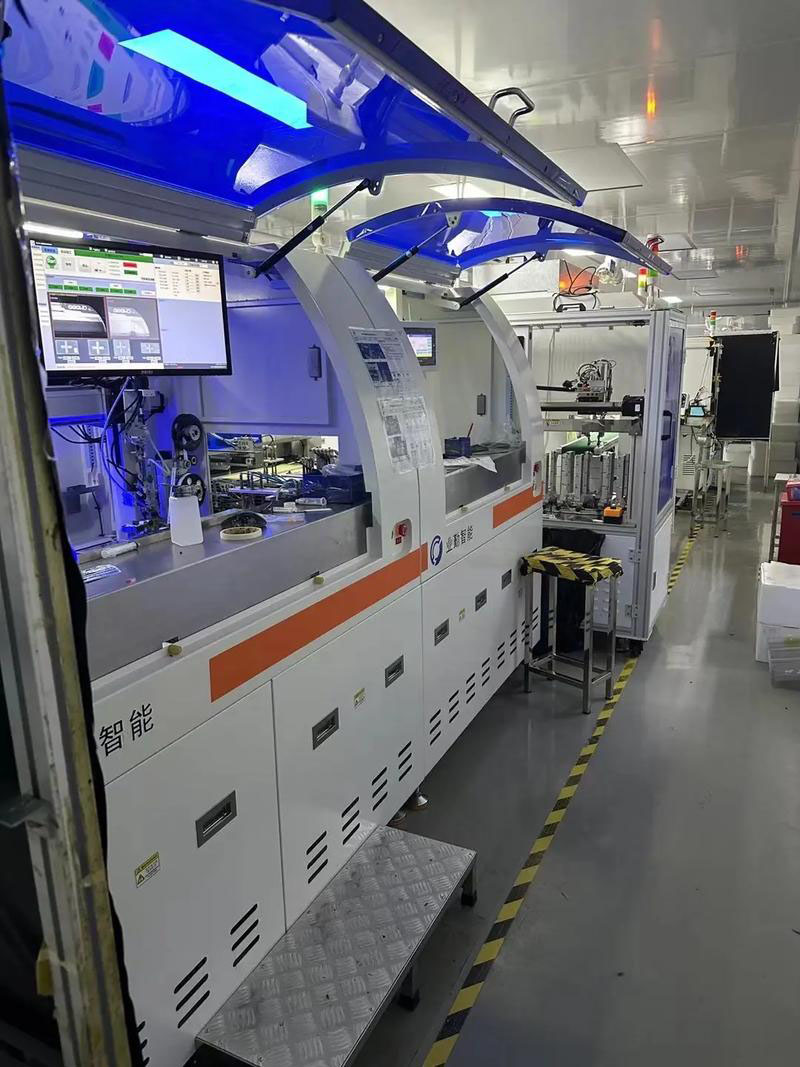 Die Shenzhen Hongjia -Technologie fügt eine vollautomatische Hintergrundbeleuchtungs- und LCD